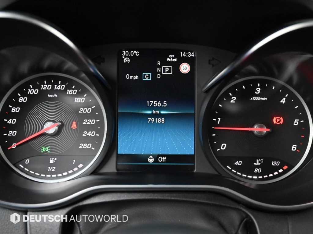 벤츠 C 클래스 C클래스 W205 C220 d 아방가르드 이미지 8
