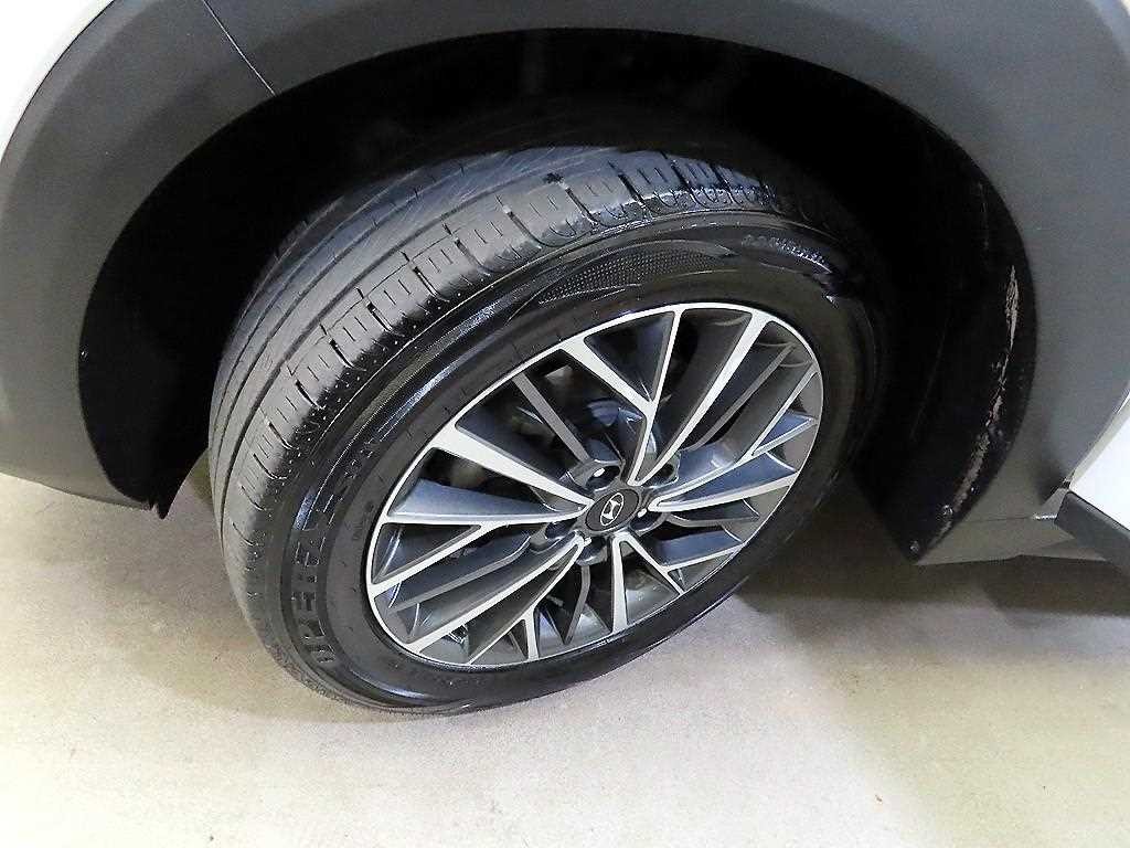 현대 투싼 올뉴투싼 디젤 2.0 2WD 프리미엄 이미지 20