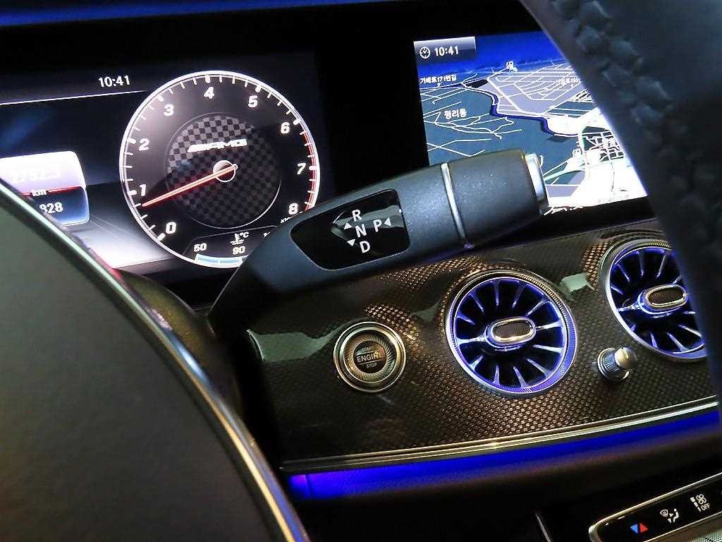 벤츠 E 클래스 E-클래스 W213 E43 AMG 4MATIC 이미지 12