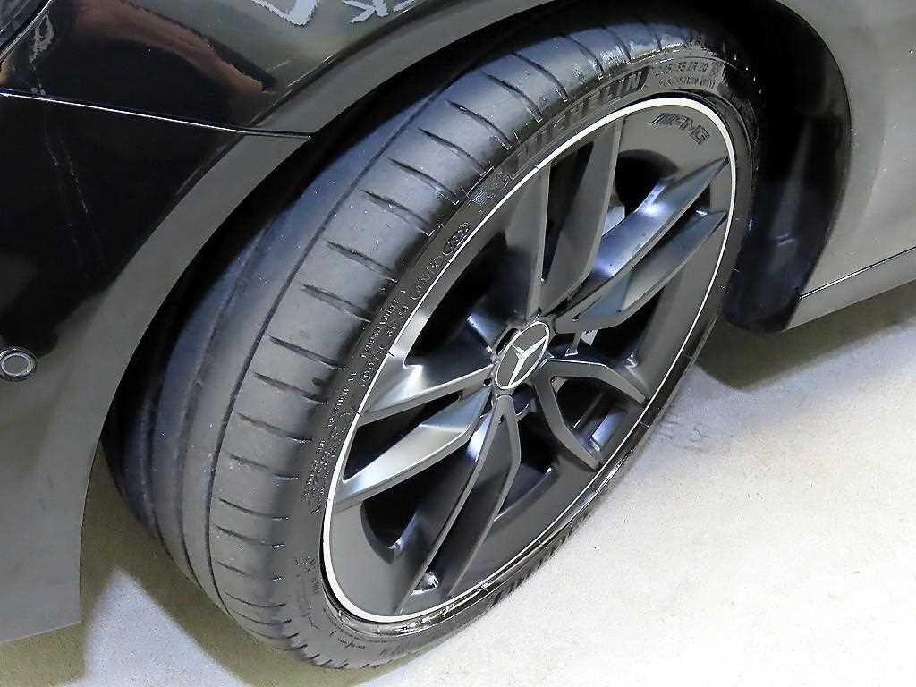 벤츠 E 클래스 E-클래스 W213 E43 AMG 4MATIC 이미지 19