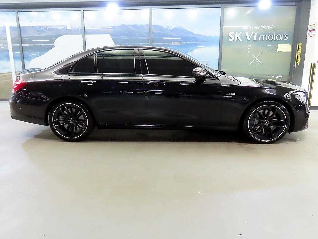 벤츠 E 클래스 E-클래스 W213 E43 AMG 4MATIC 이미지 3
