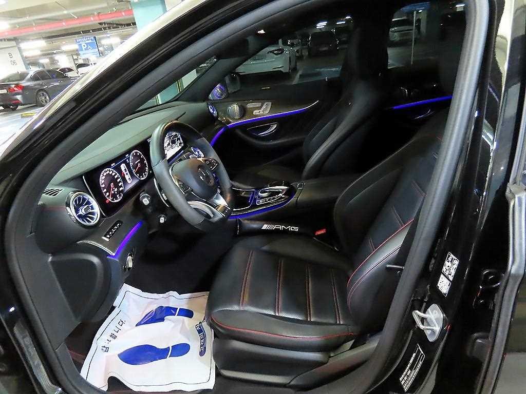 벤츠 E 클래스 E-클래스 W213 E43 AMG 4MATIC 이미지 6