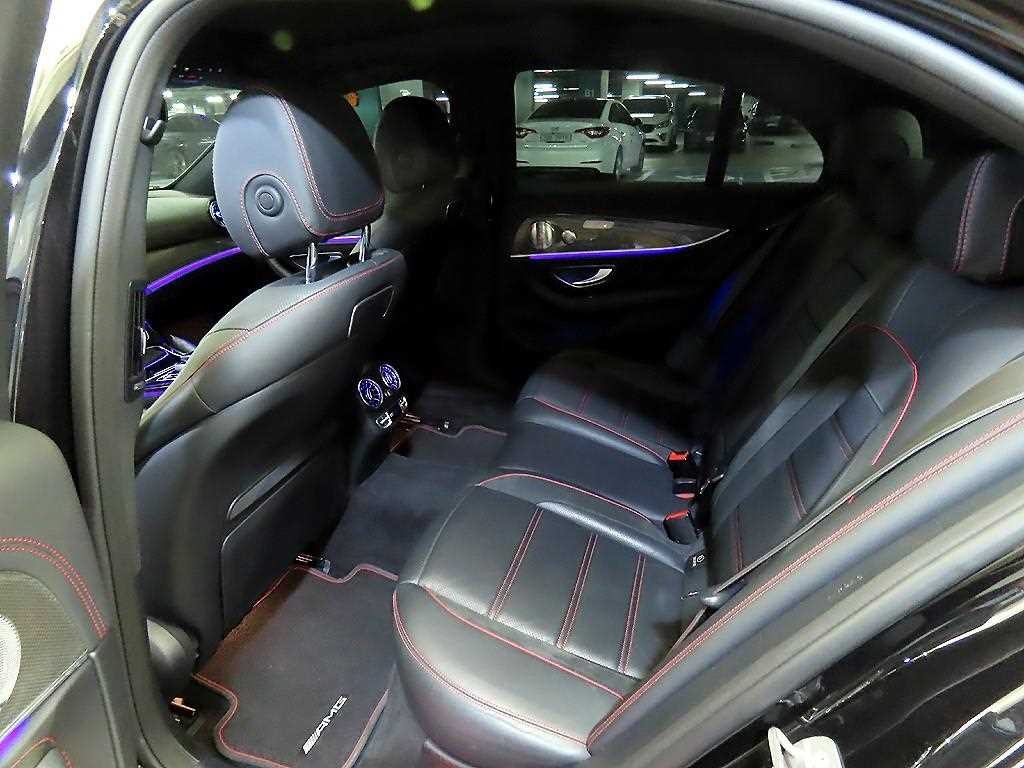 벤츠 E 클래스 E-클래스 W213 E43 AMG 4MATIC 이미지 7