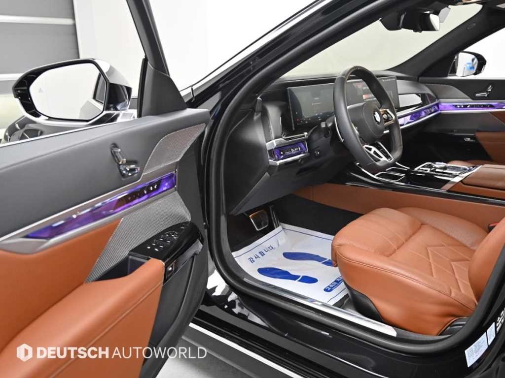 BMW 7시리즈 7시리즈 (G70) 740i xDrive M 스포츠 이미지 11