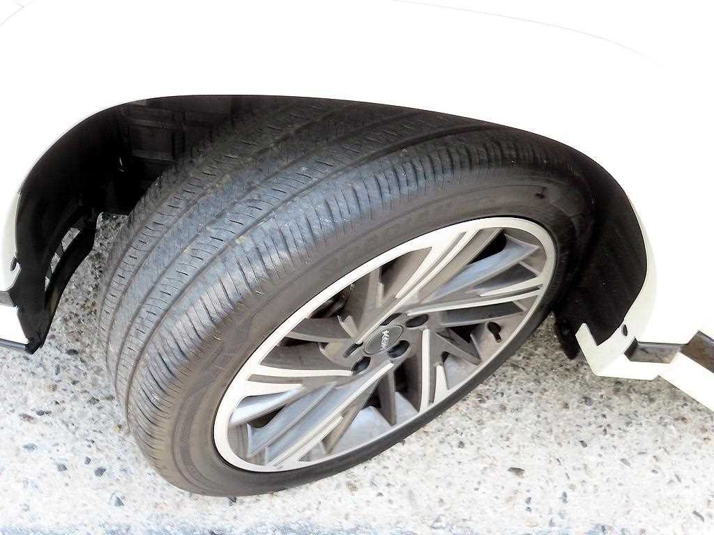 KG모빌리티(쌍용) 액티언 액티언(J120) 2WD S8 이미지 20