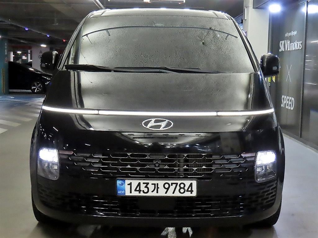 현대 스타리아 4WD 디젤 투어러 모던 9인승 이미지 2