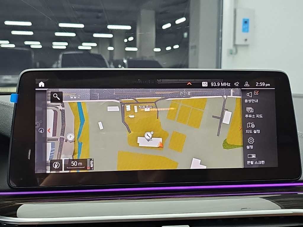 BMW 5시리즈 5시리즈 (G30) 520i 럭셔리 이미지 15