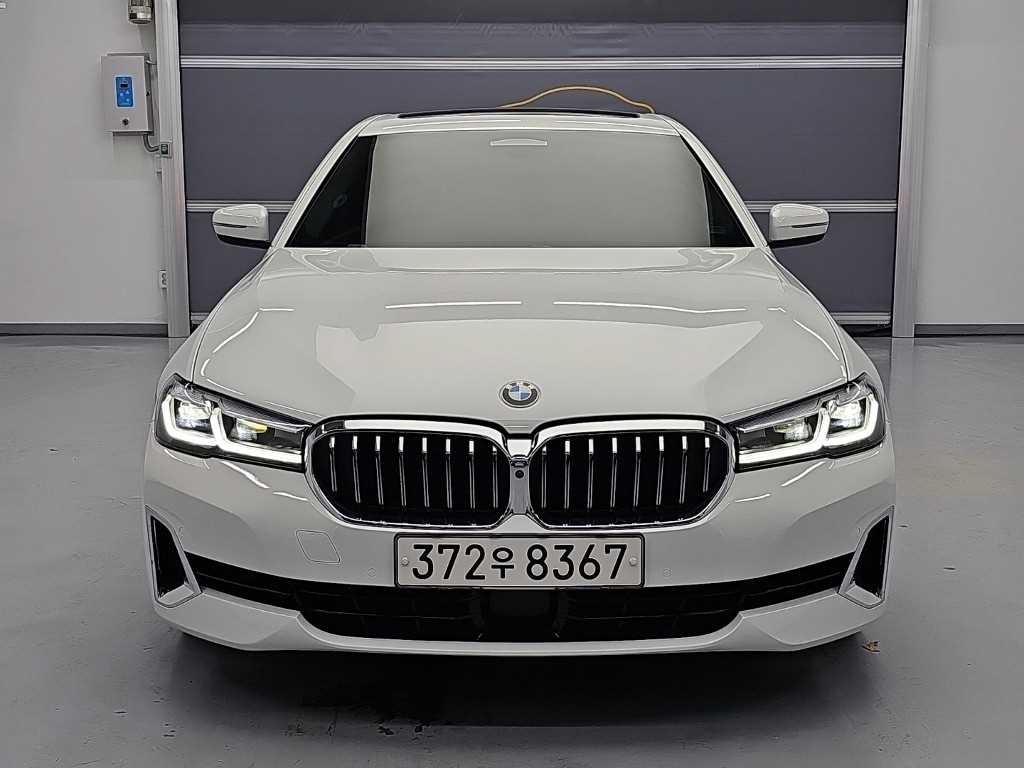 BMW 5시리즈 5시리즈 (G30) 520i 럭셔리 이미지 3
