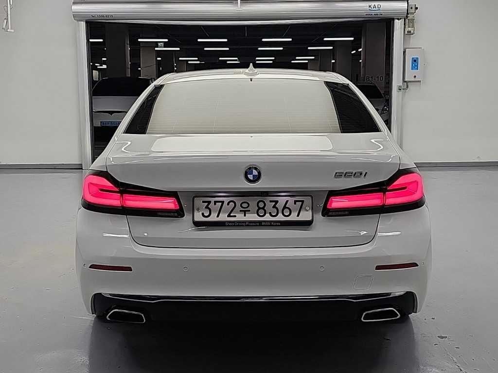 BMW 5시리즈 5시리즈 (G30) 520i 럭셔리 이미지 4