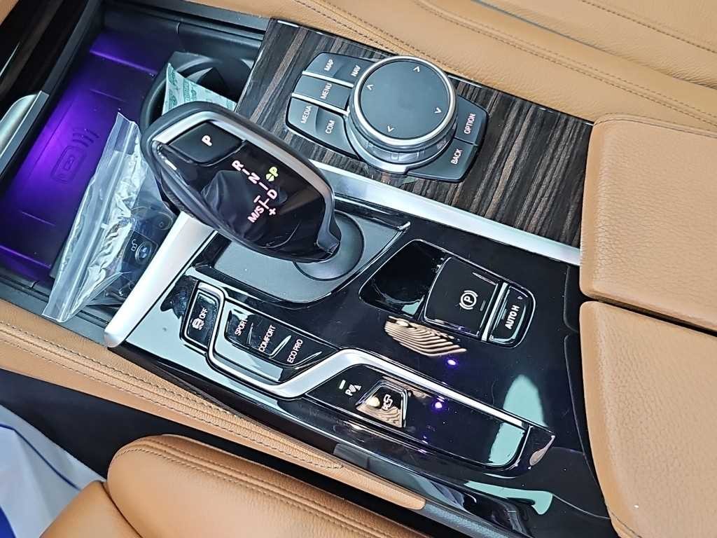 BMW 5시리즈 5시리즈 (G30) 520i 럭셔리 이미지 8