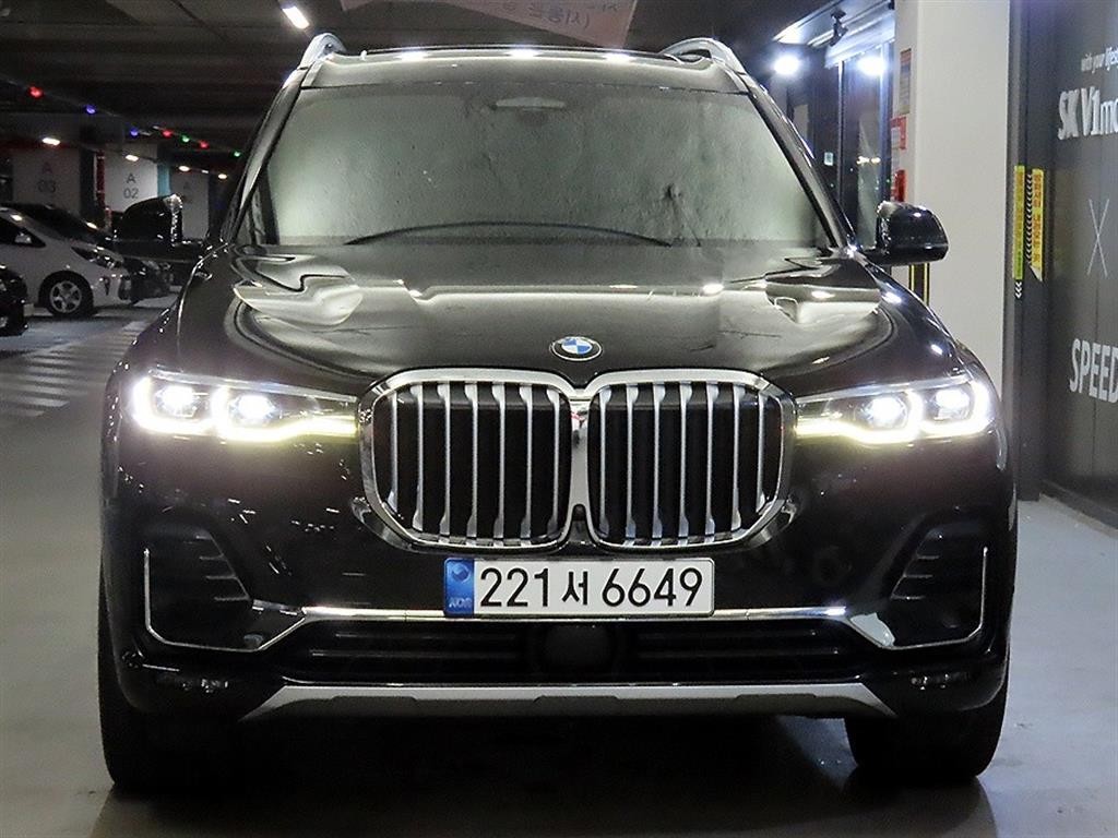 BMW X7 X7 (G07) xDrive 40d 디자인 퓨어 엑셀런스 7인승 이미지 2