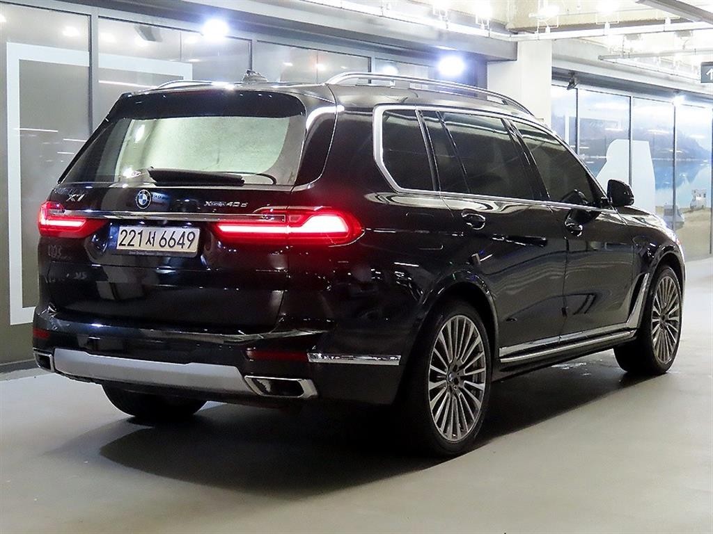 BMW X7 X7 (G07) xDrive 40d 디자인 퓨어 엑셀런스 7인승 이미지 4