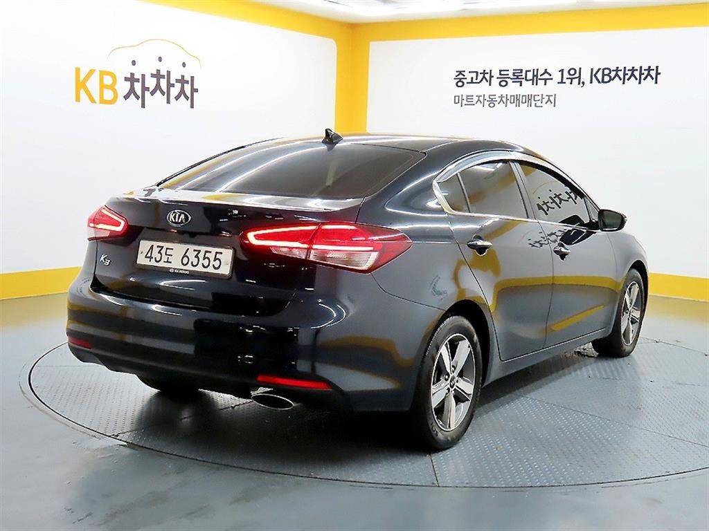 기아 K3 더뉴 K3 1.6 GDI 트렌디 스타일 이미지 4