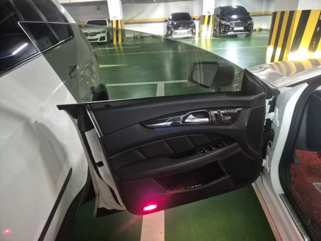 벤츠 CLS 클래스 CLS클래스 W218 CLS 250 CDI 이미지 9