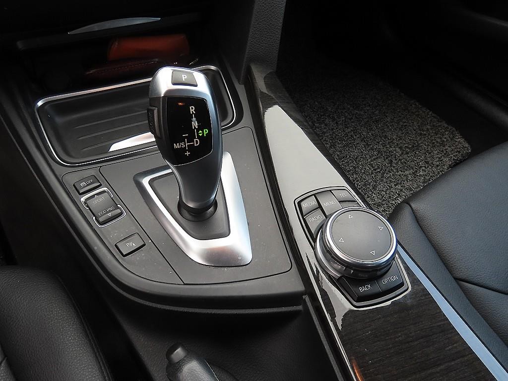 BMW 그란투리스모 3시리즈 GT (F34) GT 320D 이미지 11