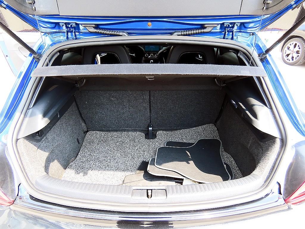 폭스바겐 시로코 2.0 TSI R 이미지 17