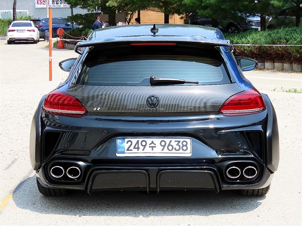 폭스바겐 시로코 2.0 TSI R 이미지 4