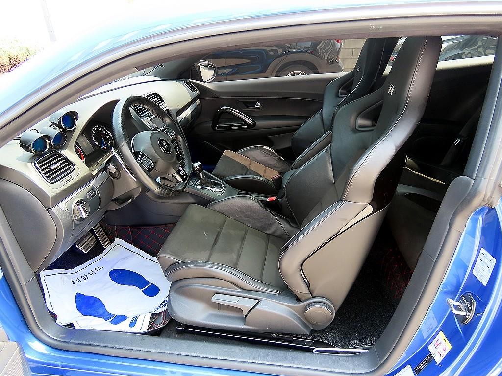 폭스바겐 시로코 2.0 TSI R 이미지 5