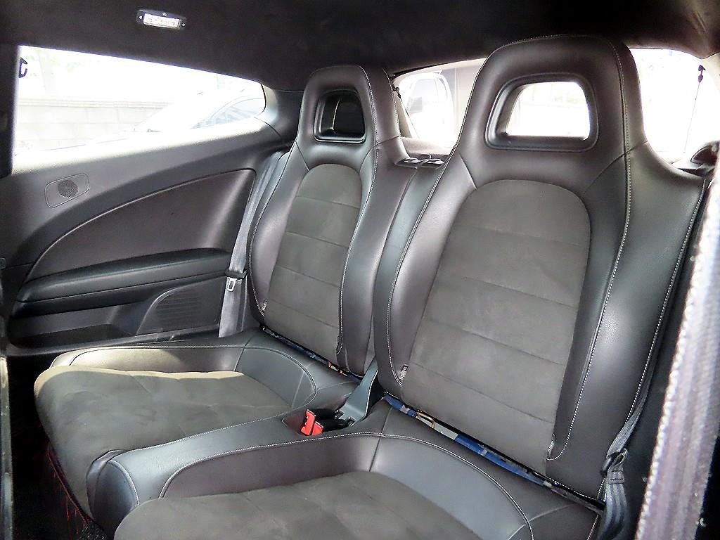 폭스바겐 시로코 2.0 TSI R 이미지 6