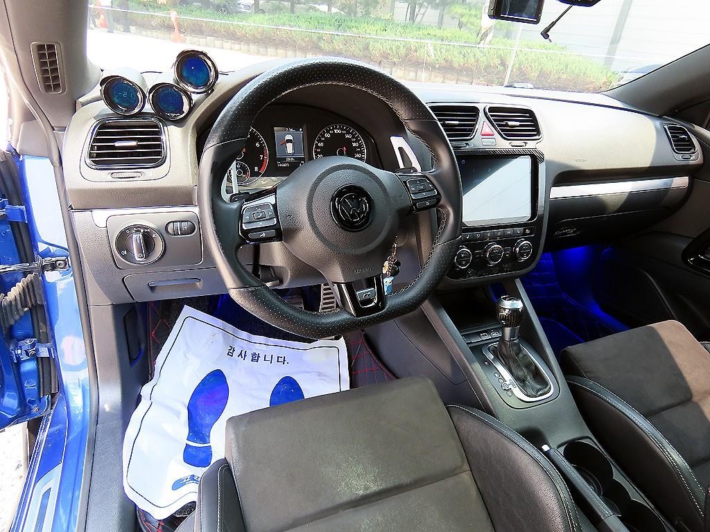 폭스바겐 시로코 2.0 TSI R 이미지 7