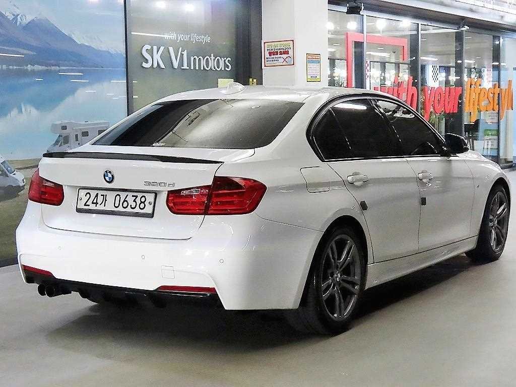 BMW 3시리즈 3시리즈 (F30) 320d M 퍼포먼스 에디션 이미지 4