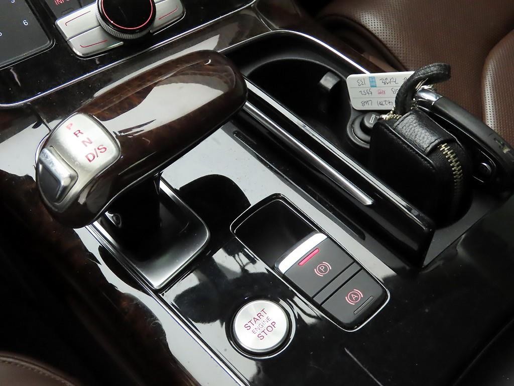 아우디 A8 뉴A8 4.2 TDI 콰트로 LWB 이미지 12