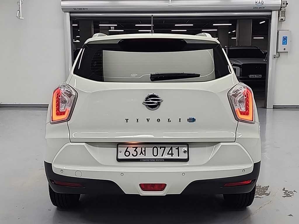 KG모빌리티(쌍용) 티볼리 디젤 4WD 1.6 VX 이미지 3