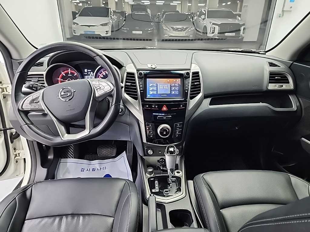 KG모빌리티(쌍용) 티볼리 디젤 4WD 1.6 VX 이미지 7