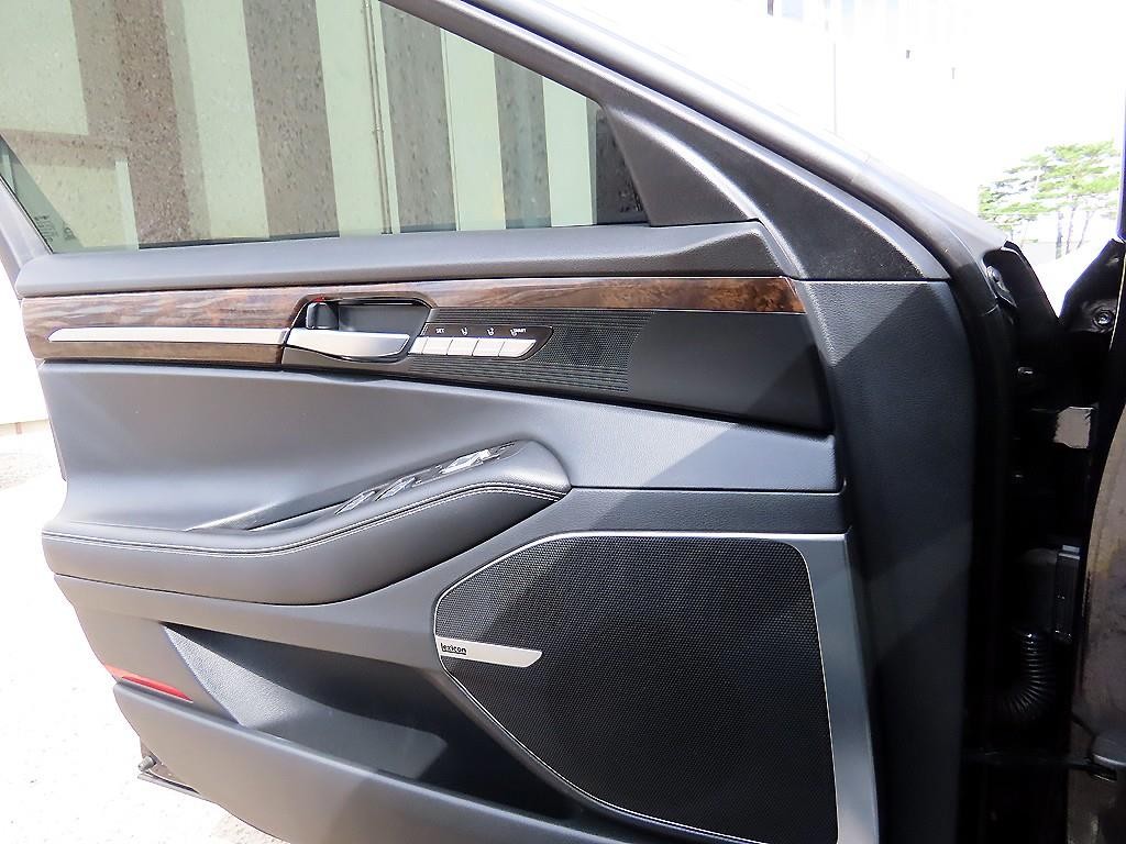 제네시스 G90 3.3 T AWD 프리미엄 럭셔리 이미지 12