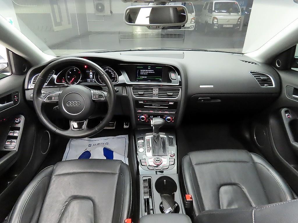 아우디 A5 35 TDI 콰트로 스포츠백 이미지 8