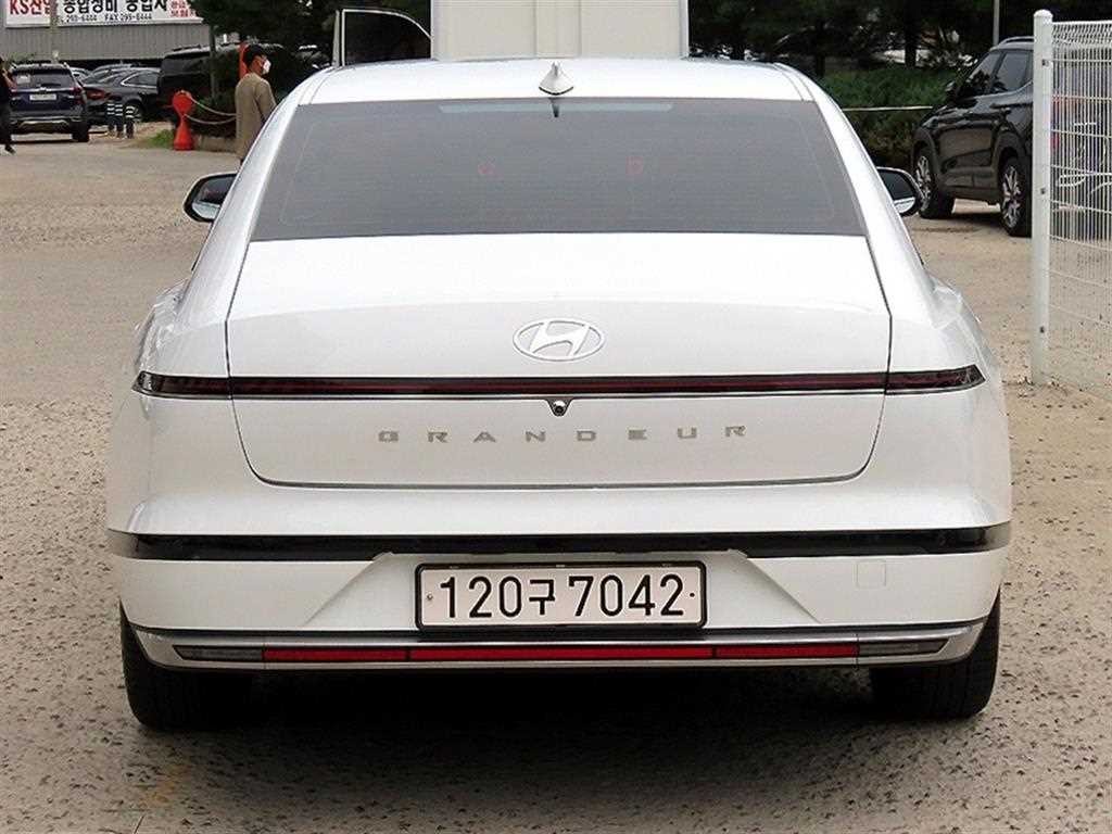 현대 그랜저 그랜저 (GN7) LPG 3.5 2WD 프리미엄 이미지 4