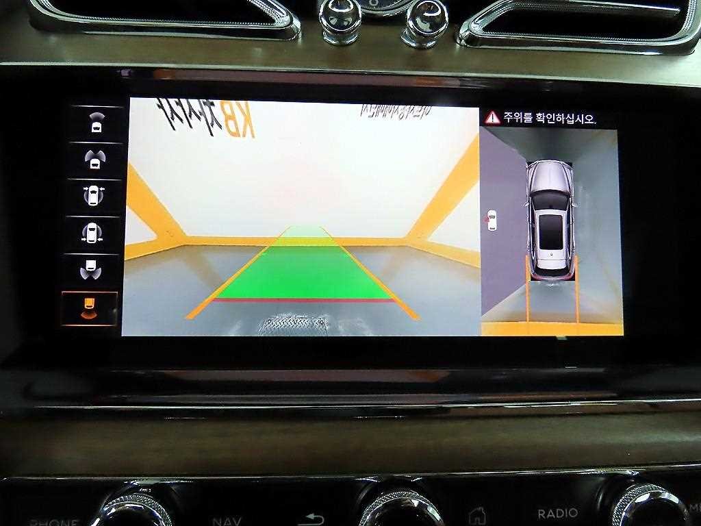 벤틀리 벤테이가 4.0 V8 이미지 15