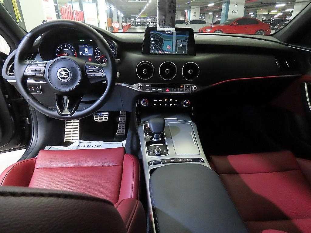 기아 스팅어 가솔린 2.0 터보 AWD 플래티넘 이미지 10