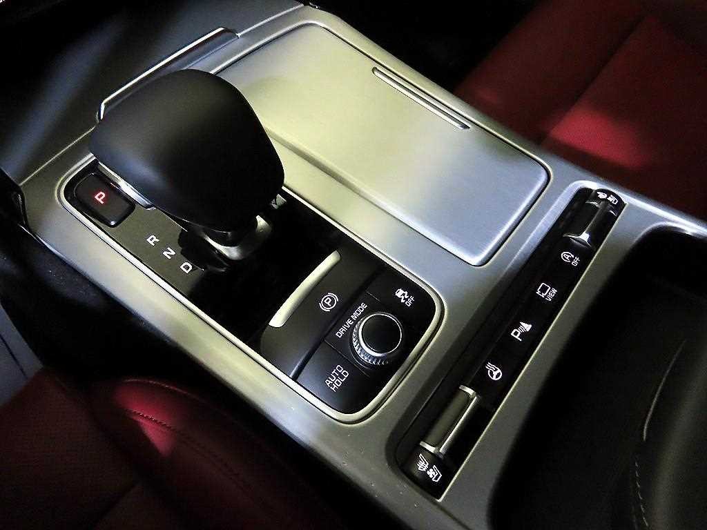 기아 스팅어 가솔린 2.0 터보 AWD 플래티넘 이미지 12