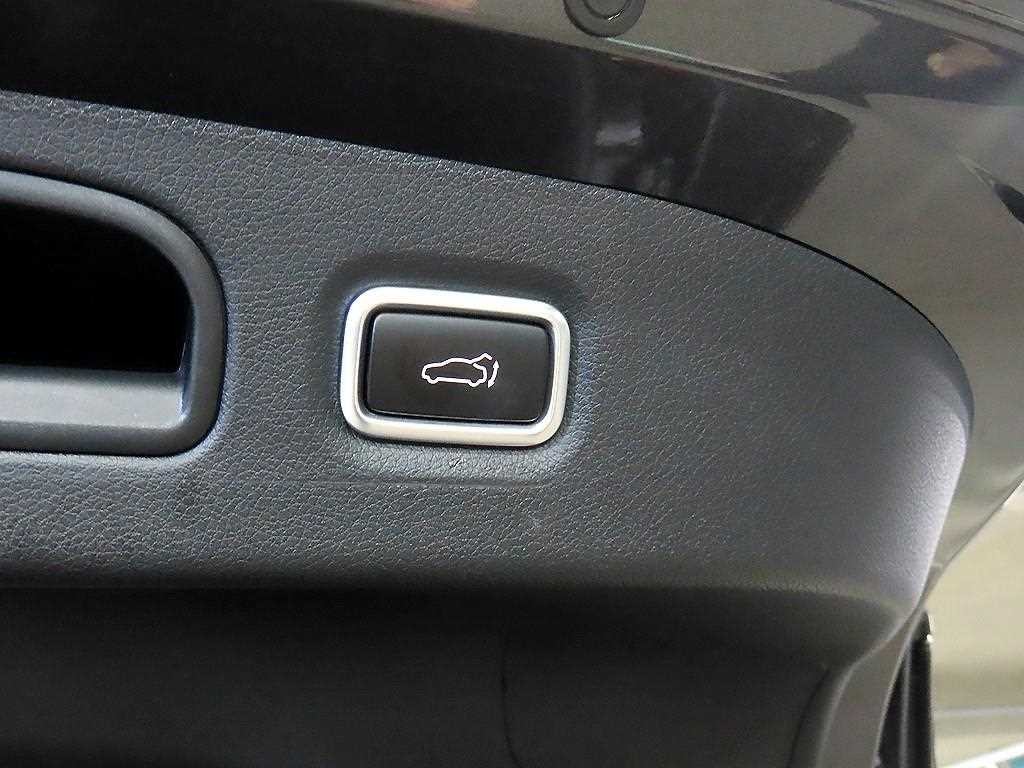 기아 스팅어 가솔린 2.0 터보 AWD 플래티넘 이미지 16