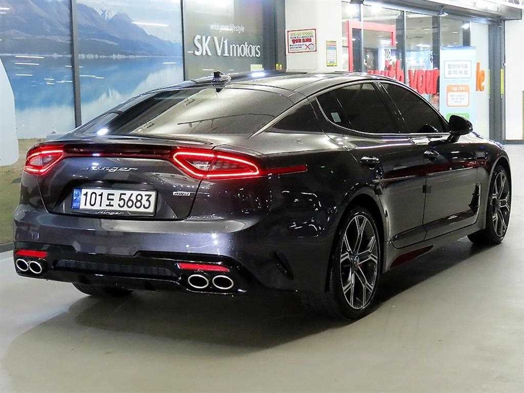 기아 스팅어 가솔린 2.0 터보 AWD 플래티넘 이미지 4