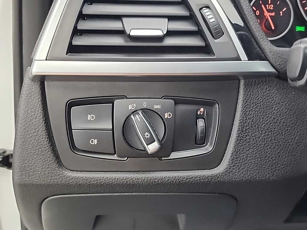 BMW 3시리즈 3시리즈 (F30) 320d ED에디션 이미지 18