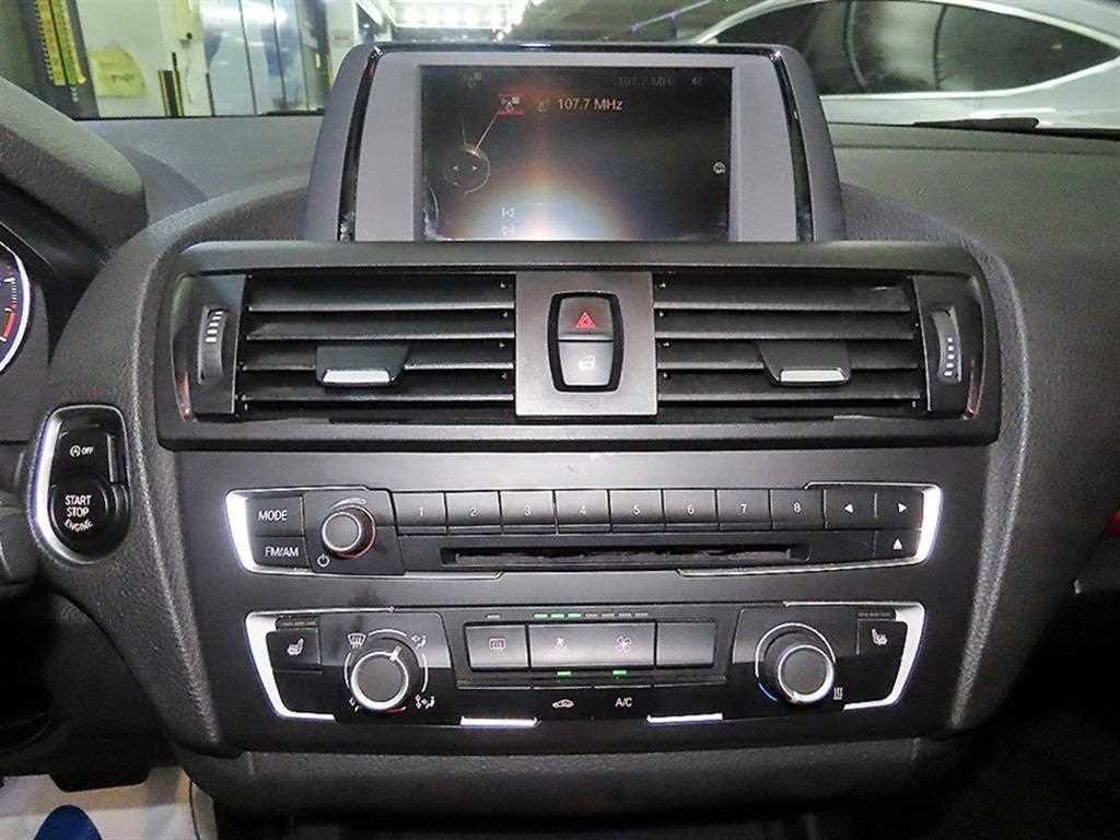 BMW 1시리즈 1시리즈 (F20) 118d 스포츠 이미지 11