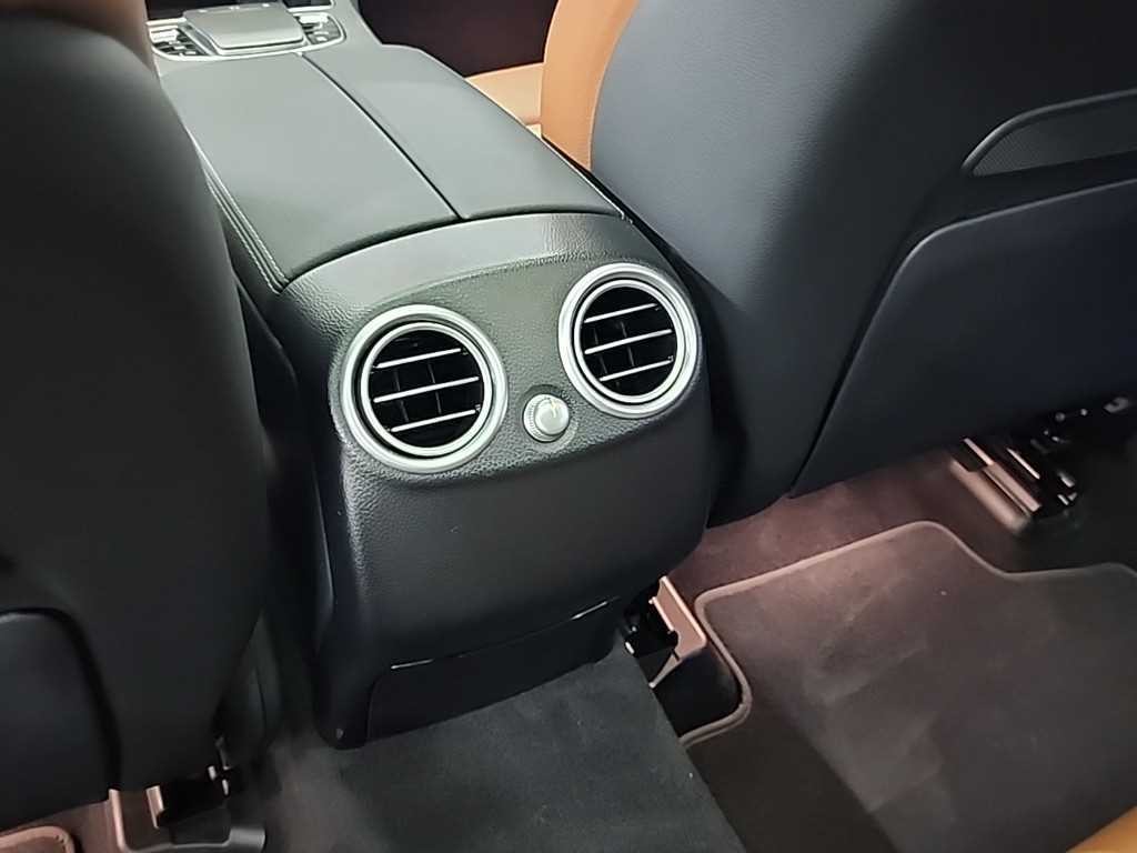 벤츠 GLC 클래스 GLC클래스 X253 GLC 300 4MATIC 이미지 13