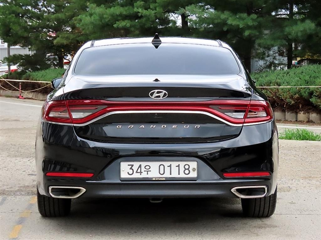 현대 그랜저 그랜저 IG 2.4 GDI 프리미엄 스페셜 이미지 4