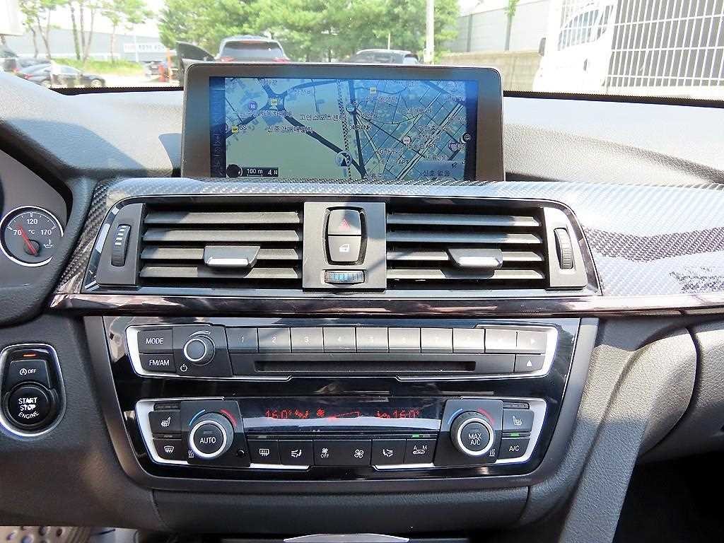 BMW 4시리즈 M4 (F82) 컨버터블 이미지 15