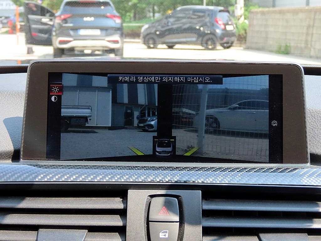 BMW 4시리즈 M4 (F82) 컨버터블 이미지 16