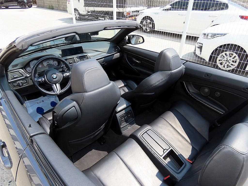 BMW 4시리즈 M4 (F82) 컨버터블 이미지 6