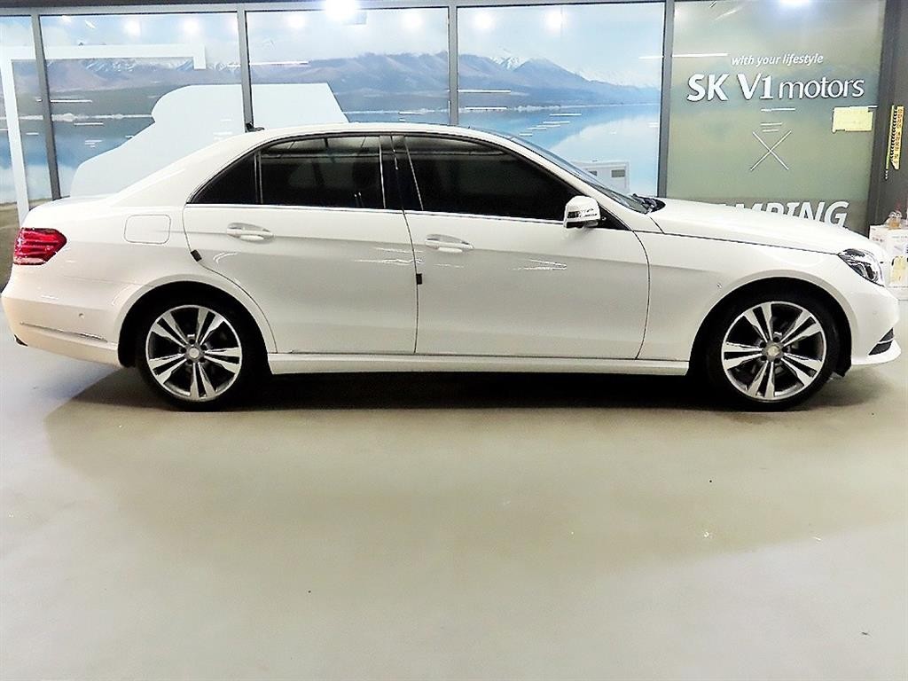 벤츠 E 클래스 E-클래스 W212 E300 아방가르드 이미지 3