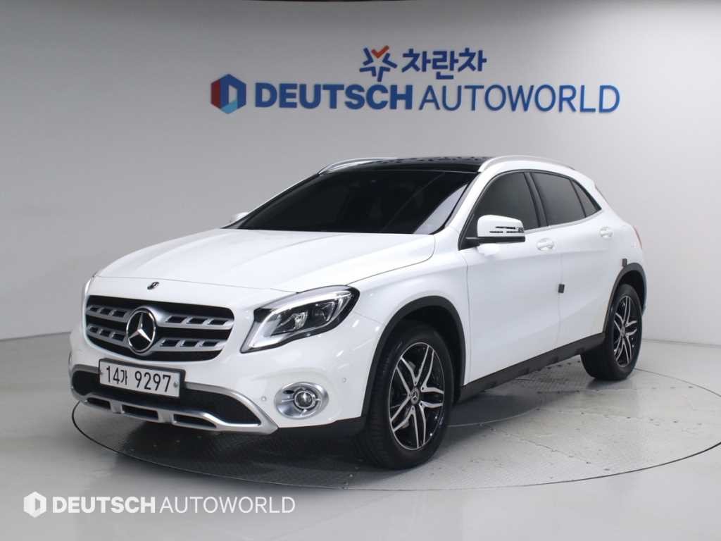 벤츠 GLA 클래스 GLA클래스 X156 GLA220 프리미엄 이미지 1