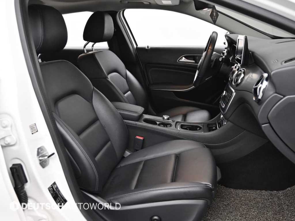 벤츠 GLA 클래스 GLA클래스 X156 GLA220 프리미엄 이미지 10