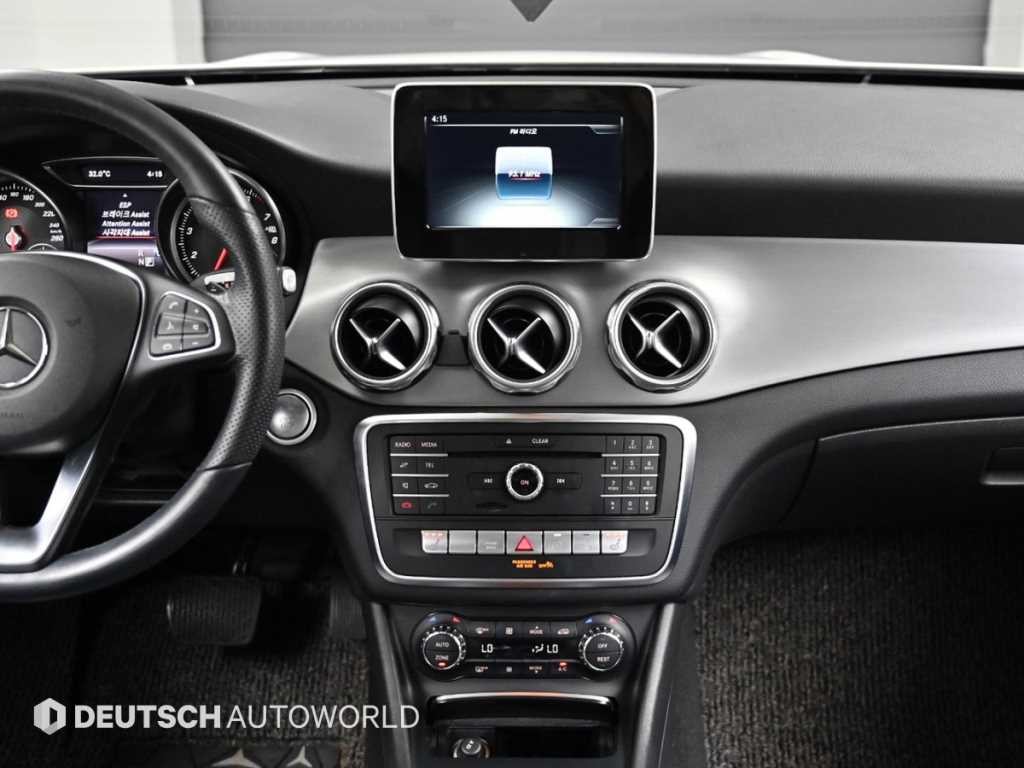 벤츠 GLA 클래스 GLA클래스 X156 GLA220 프리미엄 이미지 14