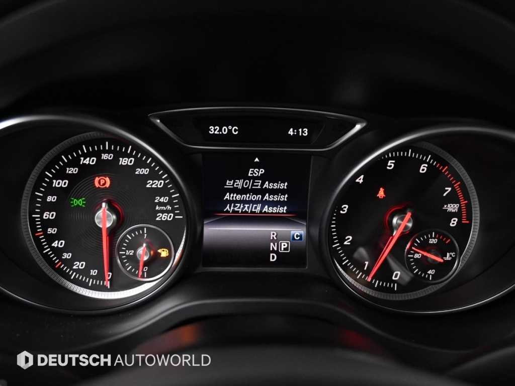 벤츠 GLA 클래스 GLA클래스 X156 GLA220 프리미엄 이미지 17