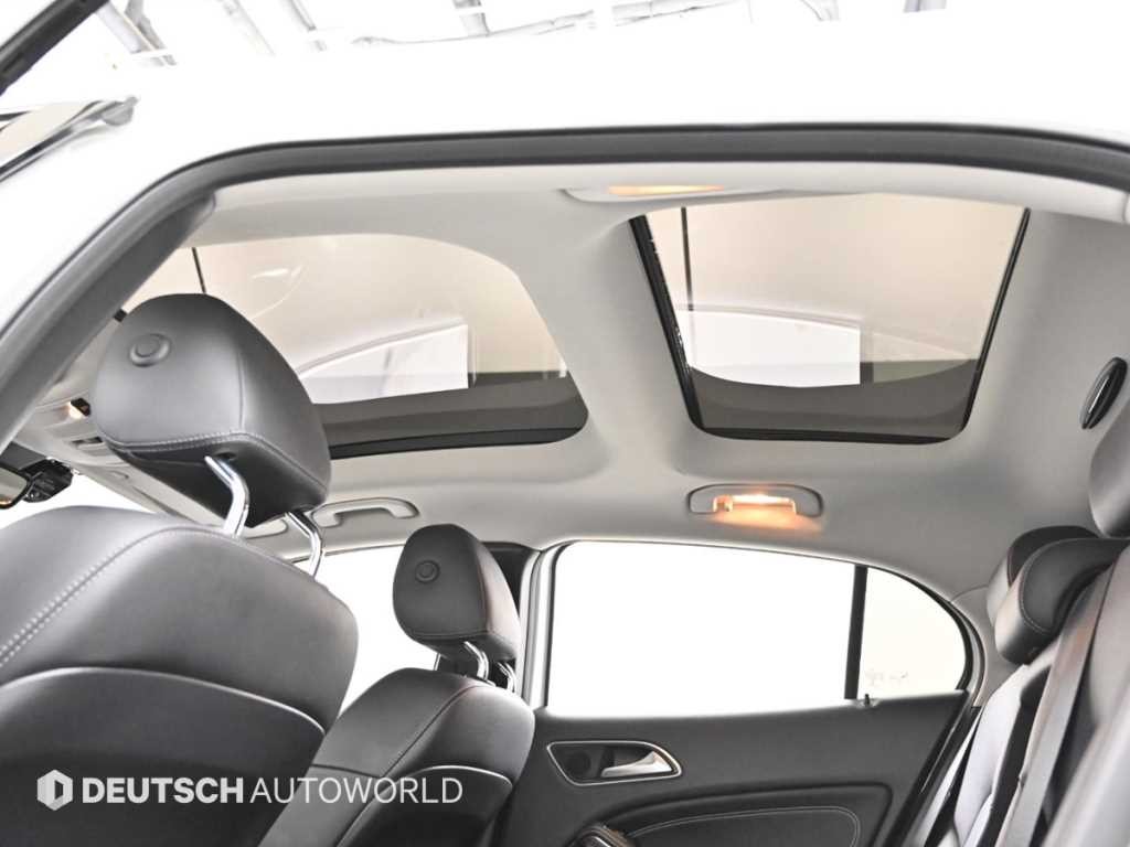 벤츠 GLA 클래스 GLA클래스 X156 GLA220 프리미엄 이미지 18