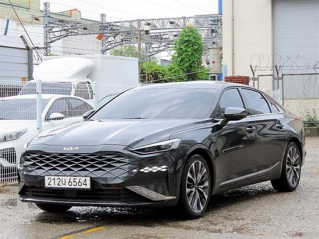 기아 K8 2.5 2WD 시그니처 이미지 2